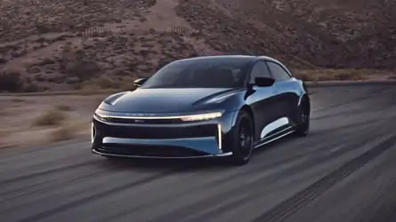 2024-lucid-air-sapphire-exterior-front-quarter